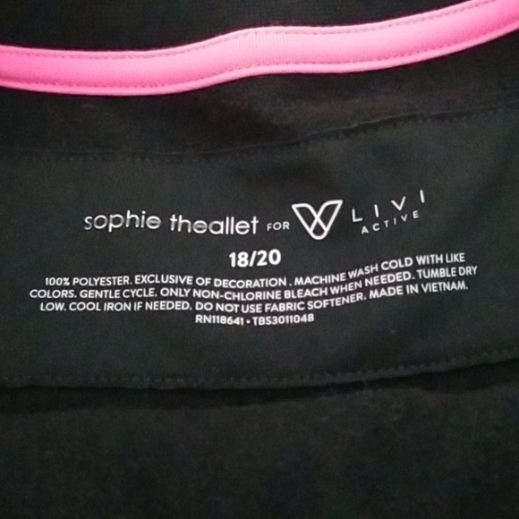 Sophie Theallet for Livi Active Fleece Lined Black Crop Top size 18/20 - Picture 7 of 8